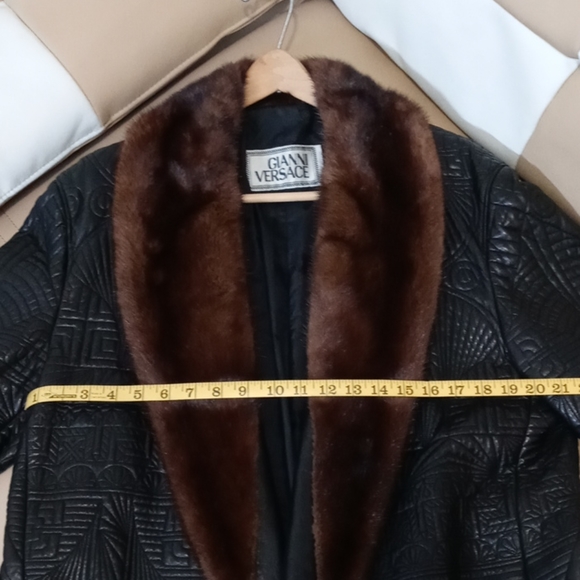 Gianni Versace - Picture 3 of 9